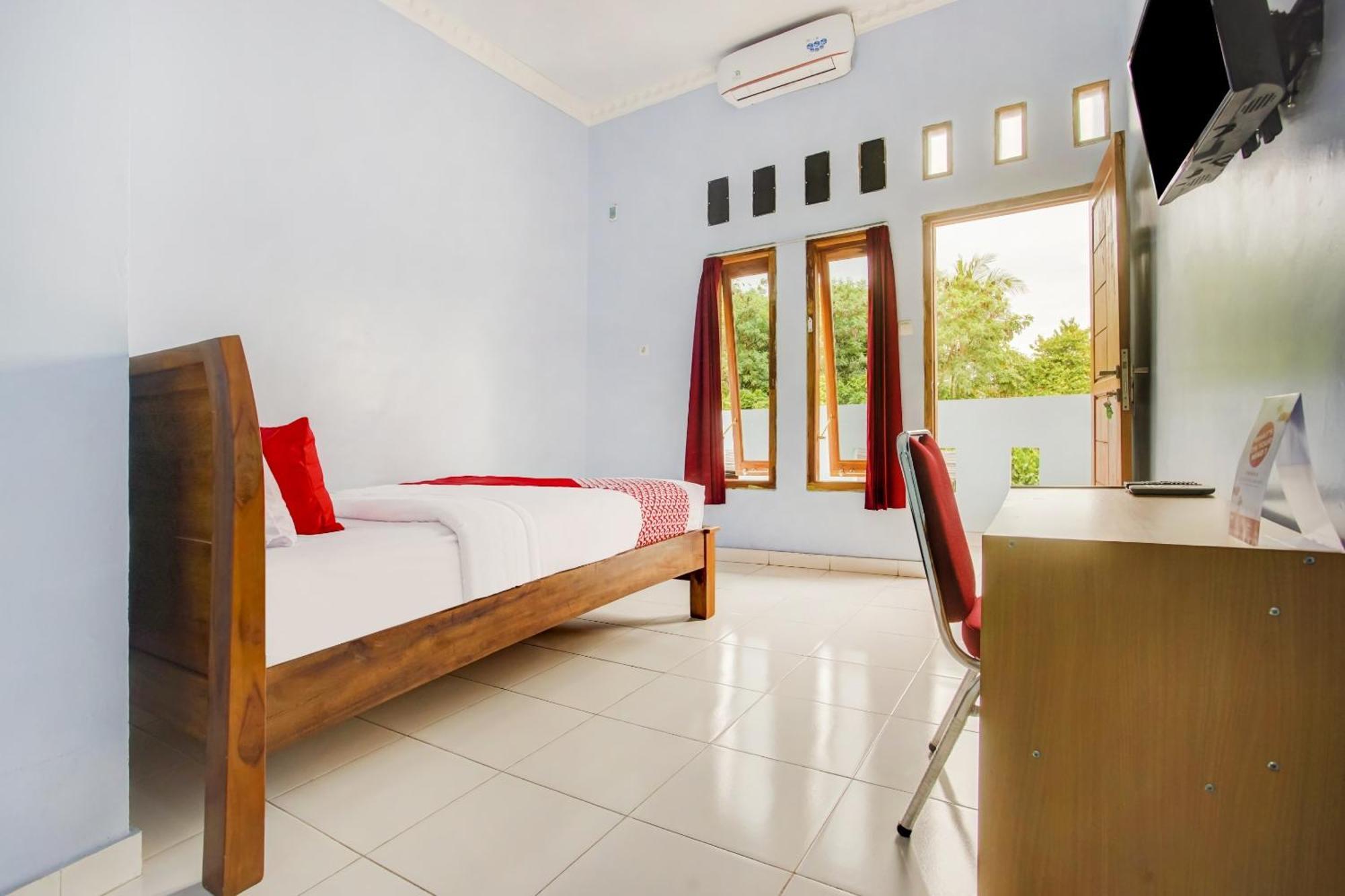 OYO 3982 Azka Homestay Syariah Bandar Lampung Bagian luar foto