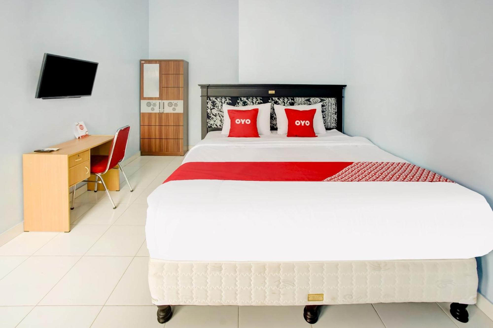 OYO 3982 Azka Homestay Syariah Bandar Lampung Bagian luar foto
